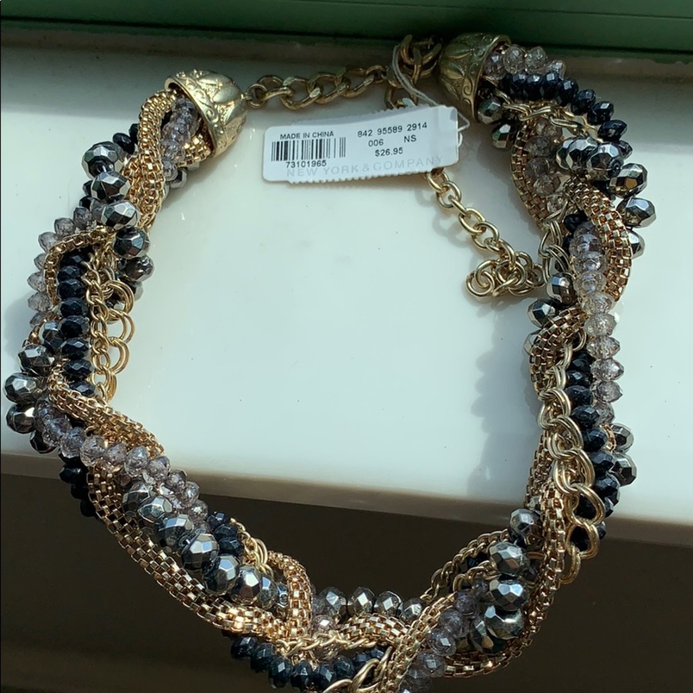 NWT Statement Necklace / Choker